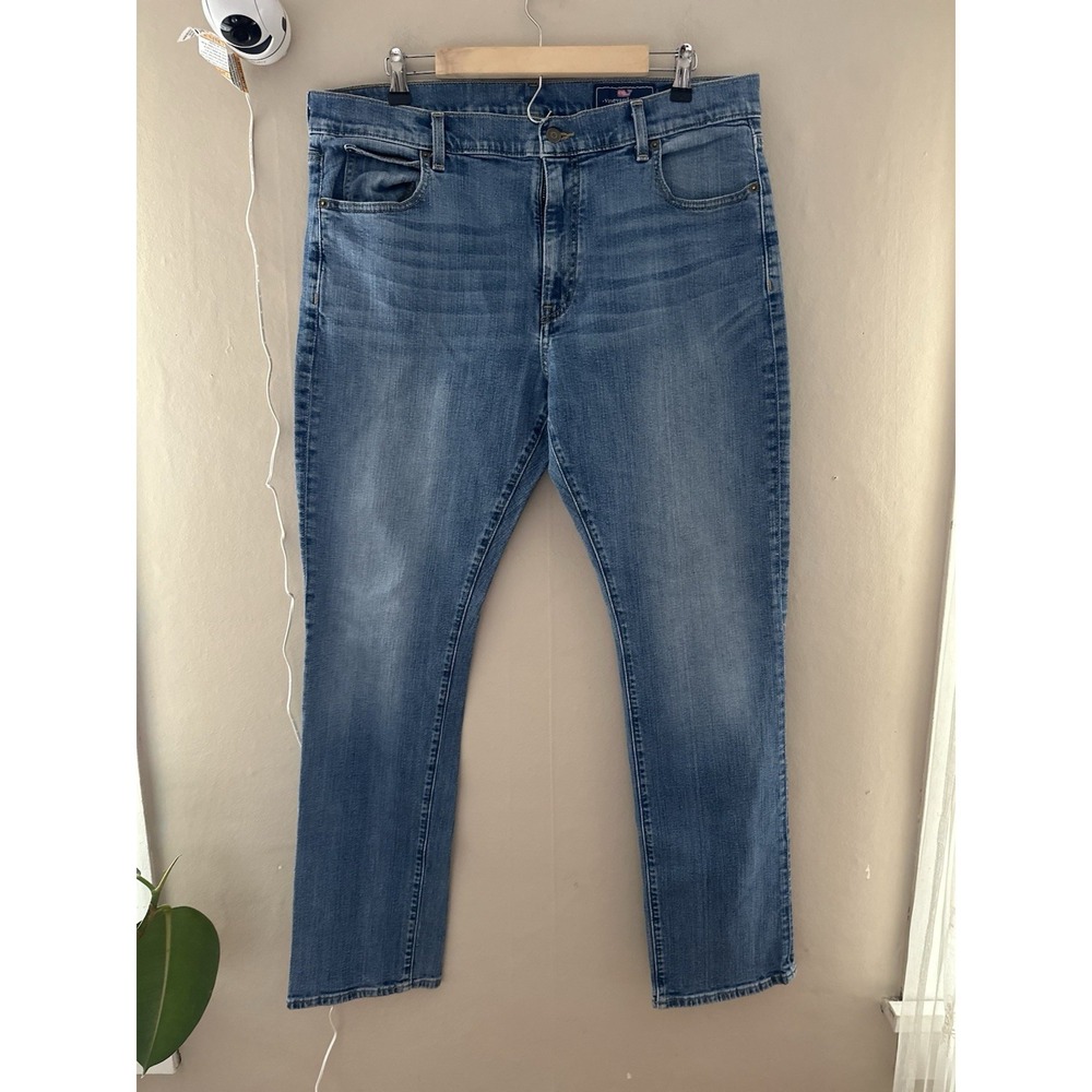Vineyard Vines Mens Straight Leg Jeans Size 38x34 Medium Wash Preppy Cotton